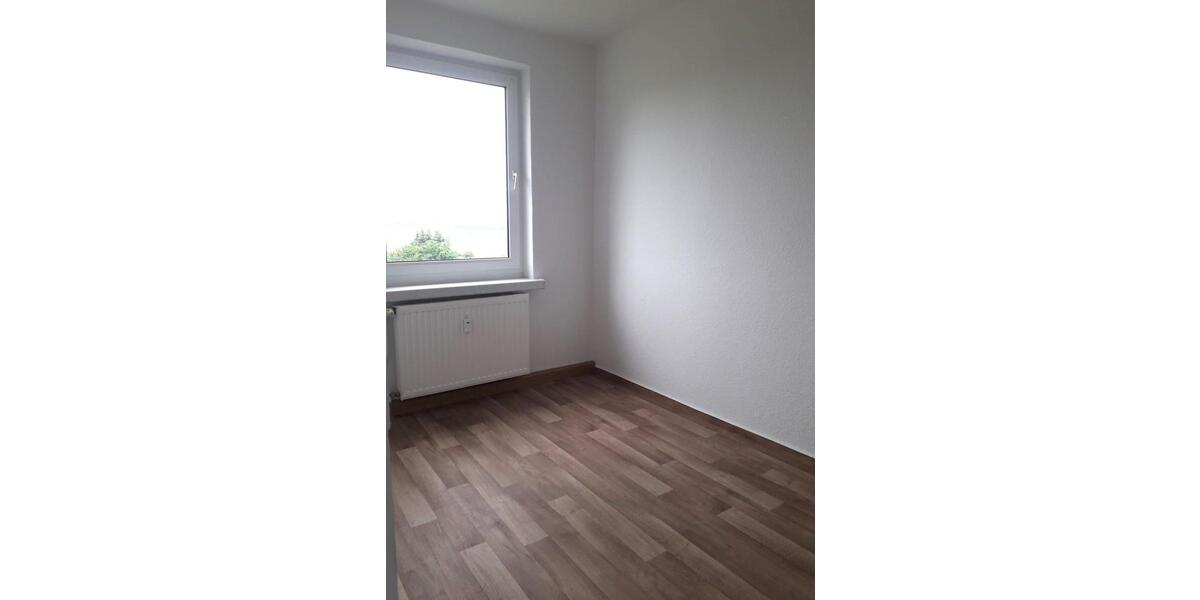 Hochparterre Löcknitz - 3 Zimmer, 66 m&sup2;, 326&euro; | Angebot:12327147