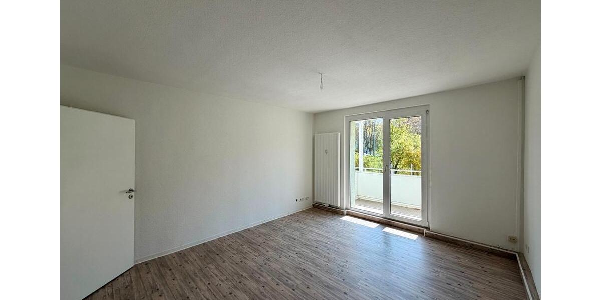 Erdgeschoßwohnung Weißenfels - 3 Zimmer, 58 m&sup2;, 350&euro; | Angebot:26635034