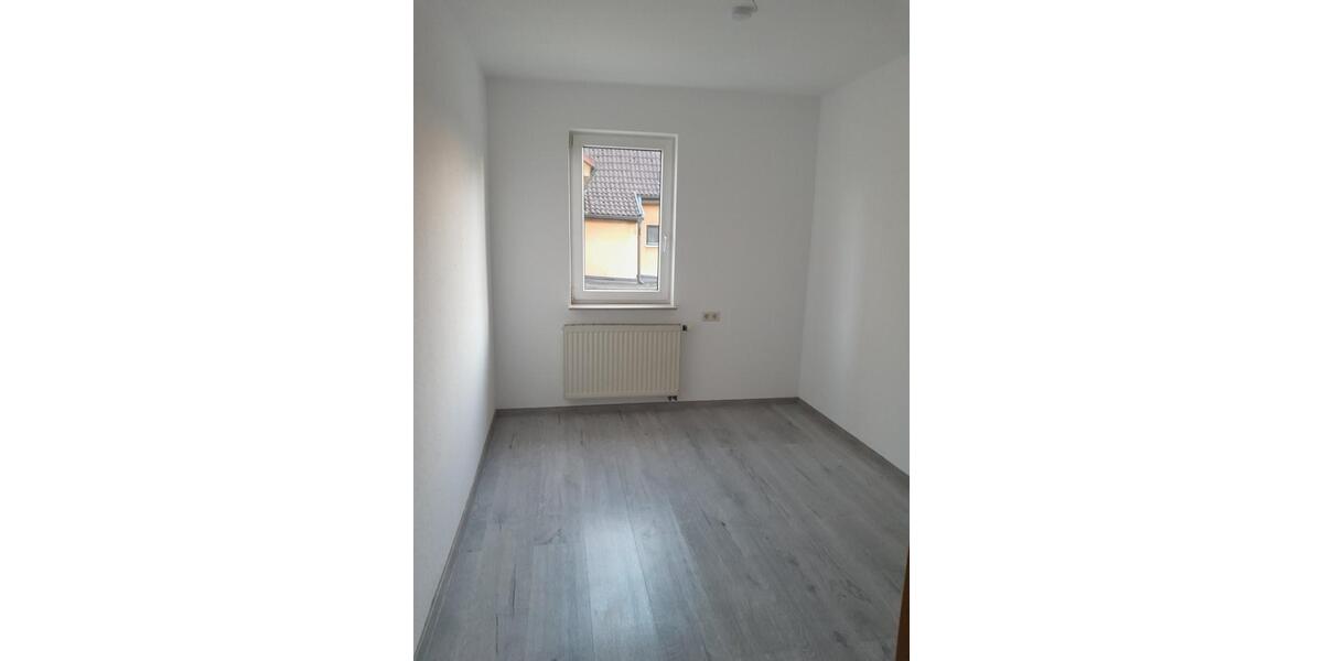 Etagenwohnung Weikersheim - 3 Zimmer, 115 m&sup2;, 860&euro; | Angebot:25356006
