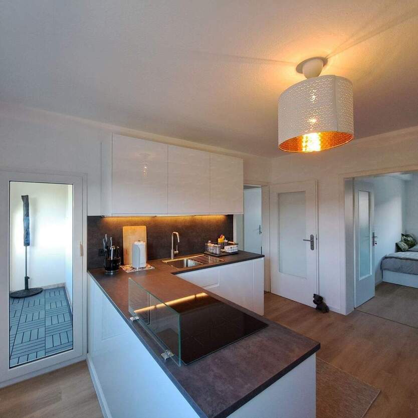 Zi. 2 in möbl. 3er WG ( only male) - nach Kernsanierung - Denkmalsiedlung 