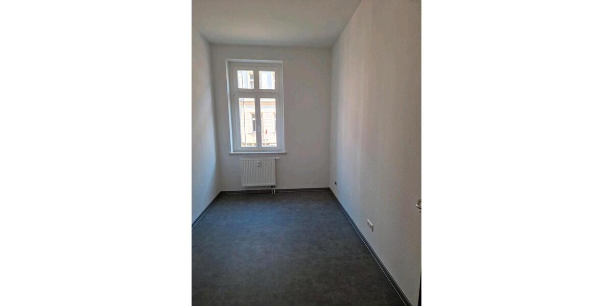 Erdgeschoßwohnung Torgau - 3 Zimmer, 61 m&sup2;, 390&euro; | Angebot:25894712
