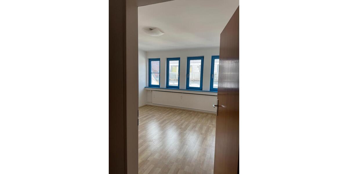 Terrassenwohnung Kirchhain - 3 Zimmer, 86 m&sup2;, 720&euro; | Angebot:25981848