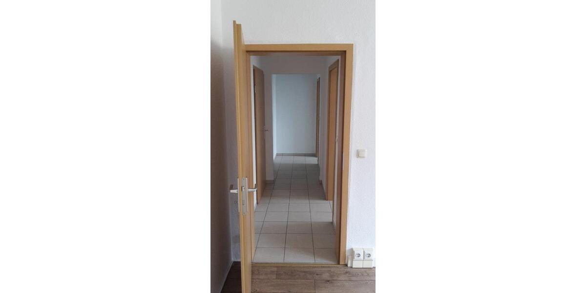 Etagenwohnung Ranis - 1 Zimmer, 35 m&sup2;, 200&euro; | Angebot:24616020