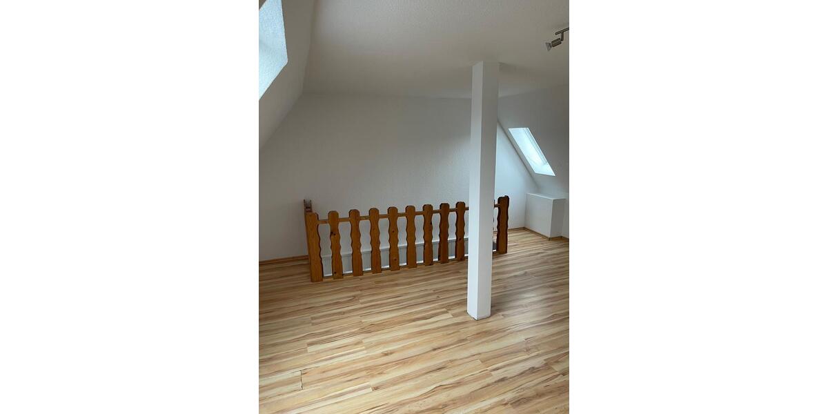 Dachgeschoßwohnung Siegen - 2 Zimmer, 45 m&sup2;, 470&euro; | Angebot:26665414