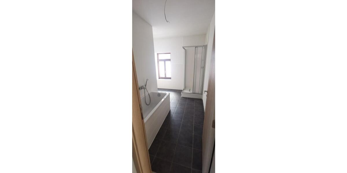 Etagenwohnung Frankenberg (Sachsen) - 4 Zimmer, 103 m&sup2;, 618&euro; | Angebot:26441997