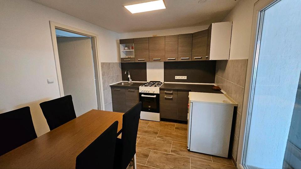 Erdgeschoßwohnung Dürrwangen - 1 Zimmer, 38 m&sup2;, 450&euro; | Angebot:26039157