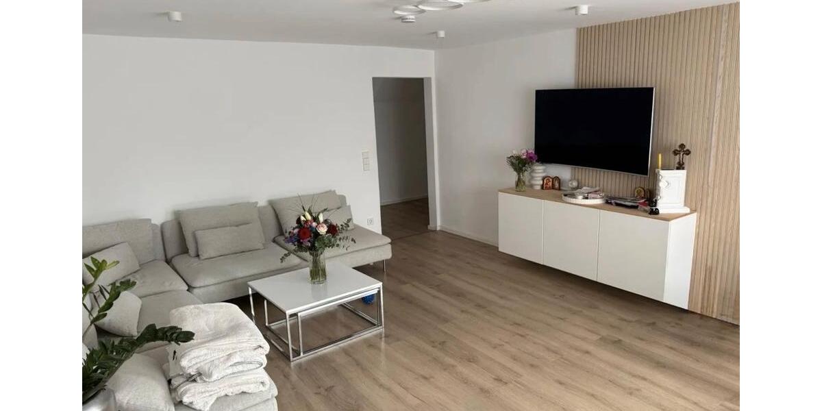 Etagenwohnung Eislingen (Fils) - 4 Zimmer, 120 m&sup2;, 1.390&euro; | Angebot:26330017