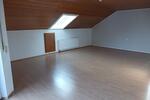 Dachgeschoßwohnung Crailsheim - 3.5 Zimmer, 88 m&sup2;, 800&euro; | Angebot:24650533