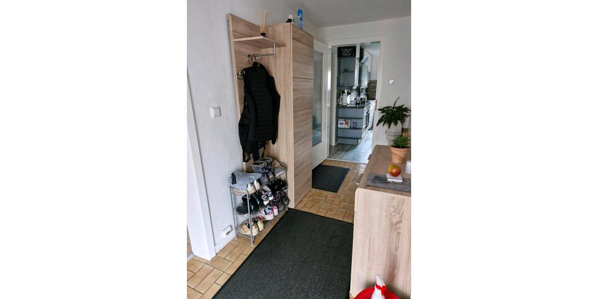 2 Zimmer in Einfamilienhaus-nur weibliche Beweberinnen 2 zimmer