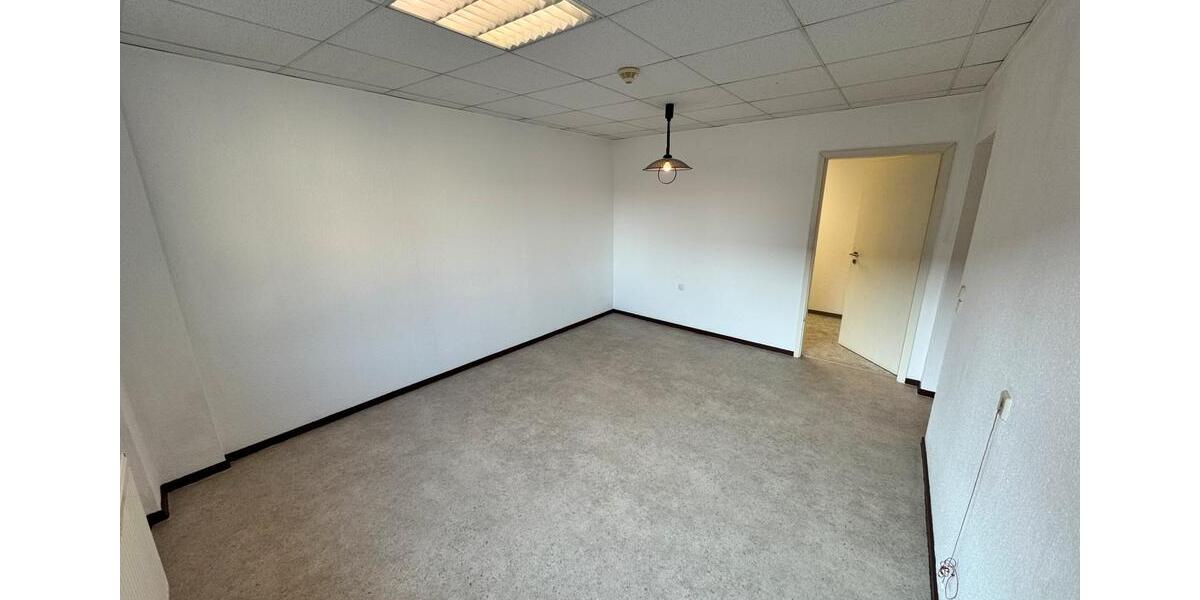 Etagenwohnung Arnstein - 3 Zimmer, 70 m&sup2;, 350&euro; | Angebot:25403587