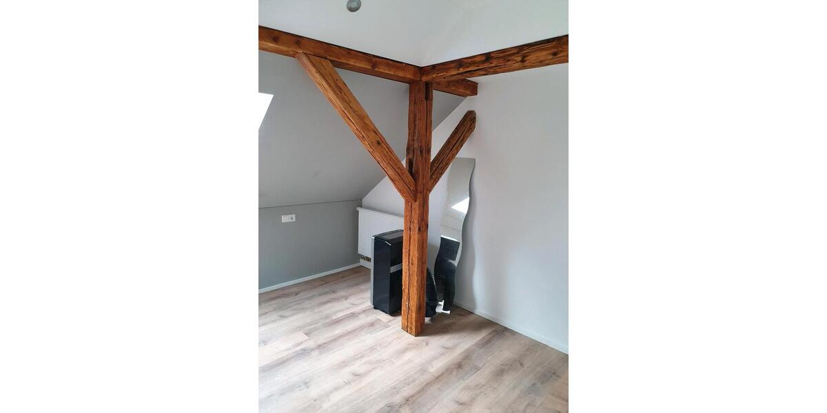 Dachgeschoßwohnung Nürtingen - 1 Zimmer, 65 m&sup2;, 920&euro; | Angebot:26438210