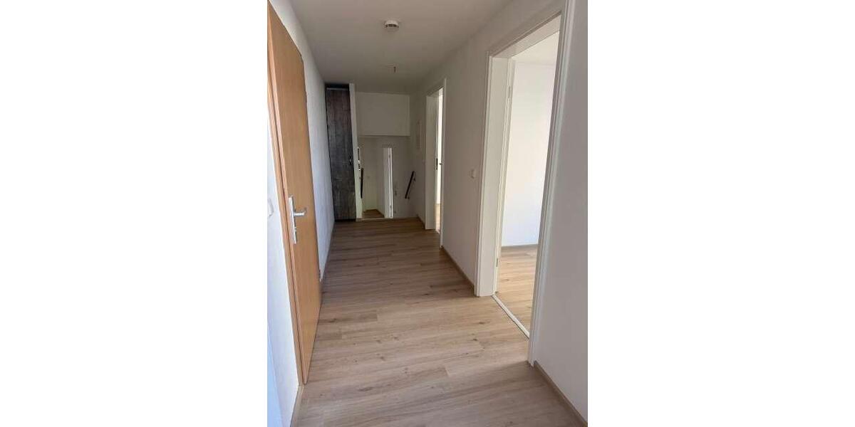 Erdgeschoßwohnung Waldkirchen - 3 Zimmer, 73 m&sup2;, 700&euro; | Angebot:24645901