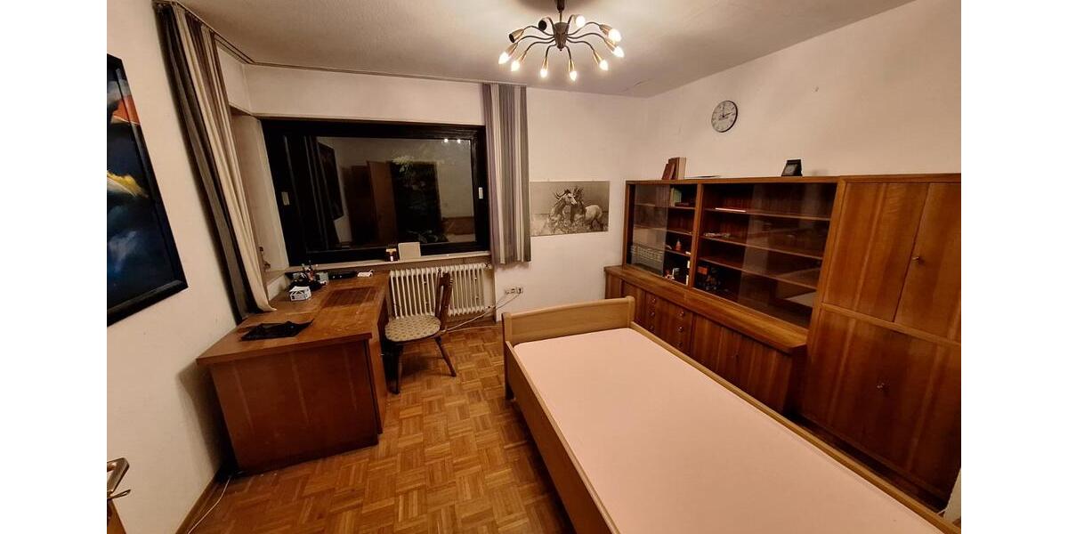 Wohnen auf Zeit Saarbrücken Dudweiler - 13 Zimmer, 193 m&sup2;, 440&euro; | Angebot:26269147