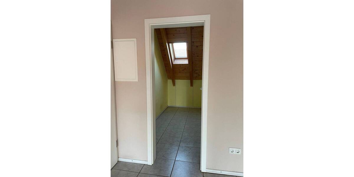 Zimmer Gochsheim - 3 Zimmer, 80 m&sup2;, 800&euro; | Angebot:26189405