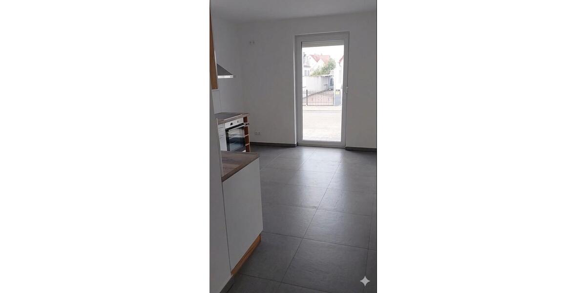 Erdgeschoßwohnung Biebesheim am Rhein - 2 Zimmer, 67 m&sup2;, 1.000&euro; | Angebot:26547046