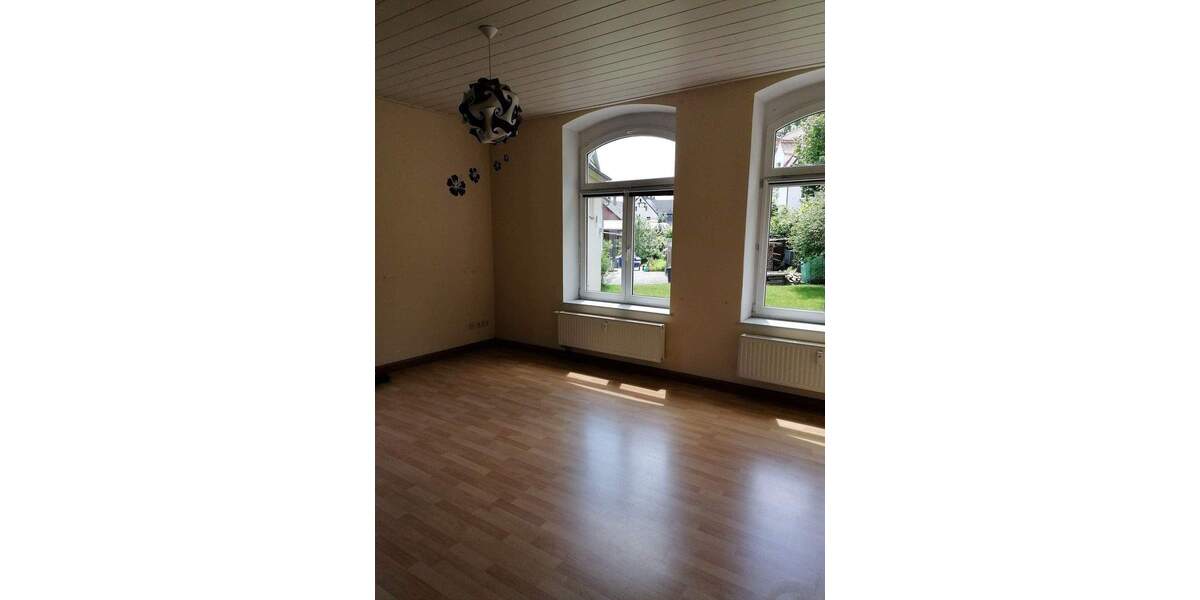 Etagenwohnung Hirschberg - 2 Zimmer, 48 m&sup2;, 285&euro; | Angebot:25065796