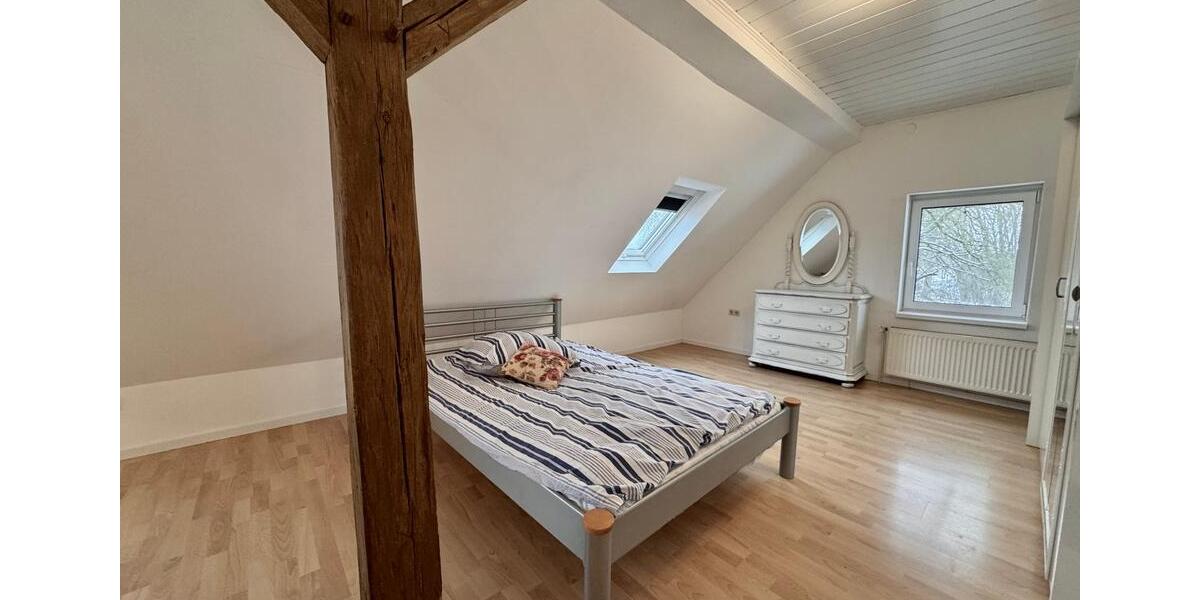 Wohnen auf Zeit Bassum - 4 Zimmer, 130 m&sup2;, 15&euro; | Angebot:24848353