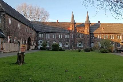 Zentrale, ruhige Familienwohnung in der Natur 4 zimmer