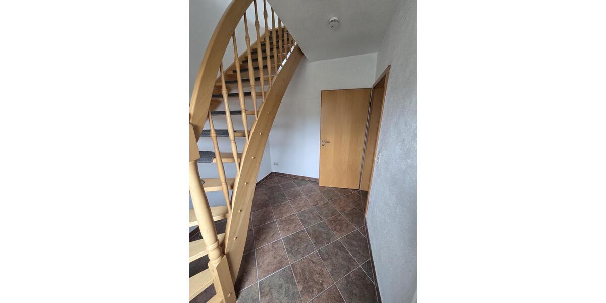 Etagenwohnung Jerichow - 6 Zimmer, 198 m&sup2;, 1.300&euro; | Angebot:26561573
