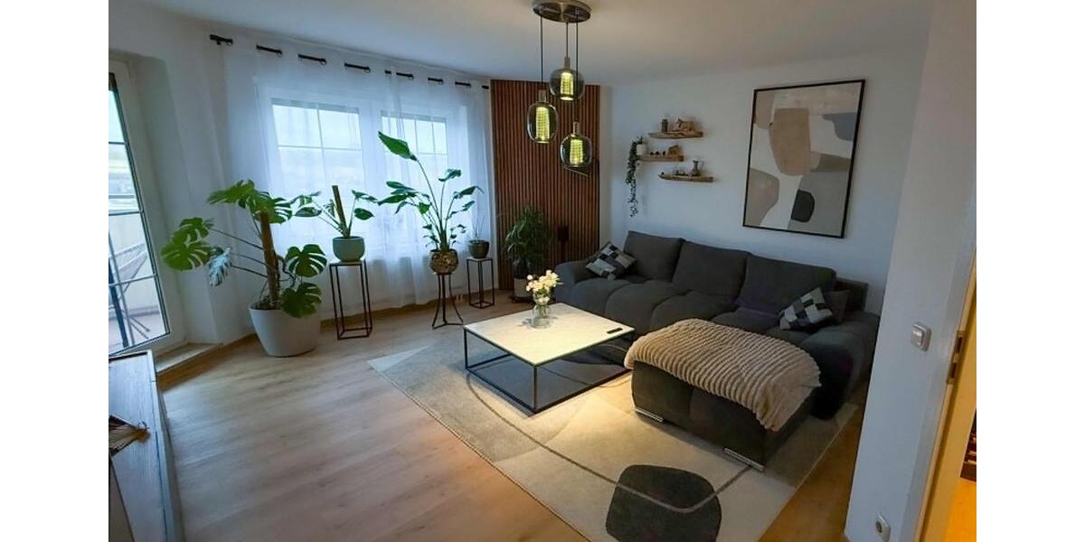 Etagenwohnung Schwedt (Oder) - 3 Zimmer, 78 m&sup2;, 1.300&euro; | Angebot:25995363