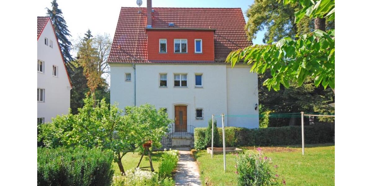 4-Zimmer-Wohnung mit Balkon, Kamin und Einbauküche im Südviertel 4 zimmer