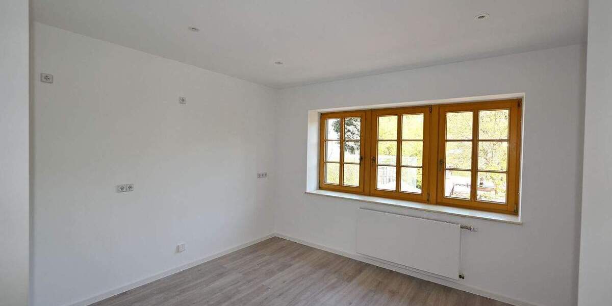 Etagenwohnung Naumburg (Saale) Bad Kösen - 3 Zimmer, 88 m&sup2;, 880&euro; | Angebot:24504484