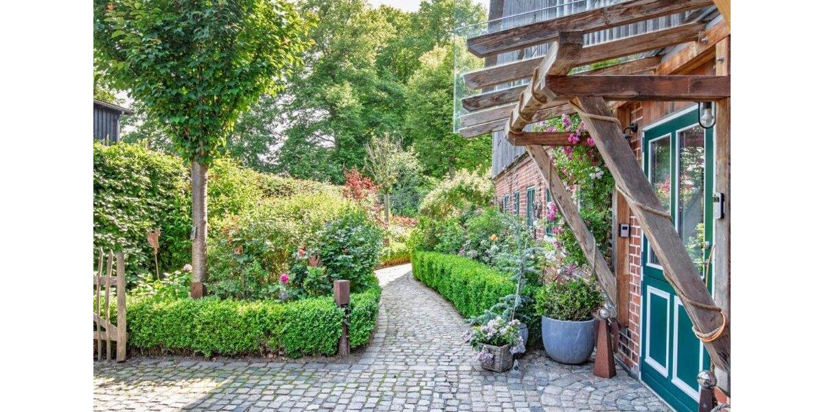 Erdgeschoßwohnung Eckernförde - 2 Zimmer, 190 m&sup2;, 2.500&euro; | Angebot:26178924