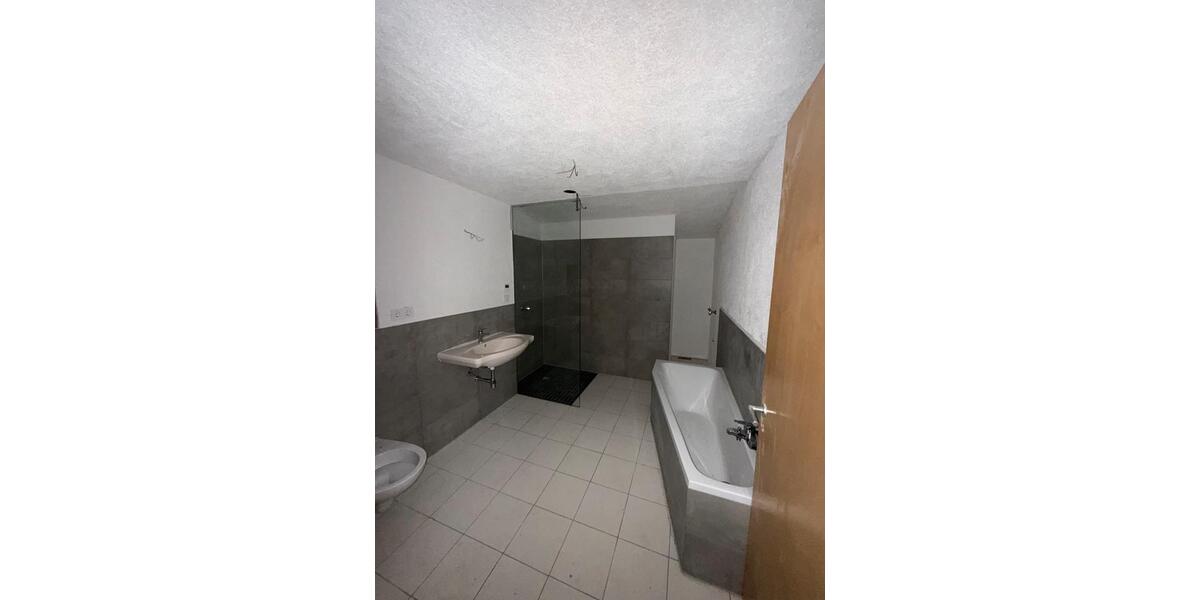 Dachgeschoßwohnung Bad Liebenstein - 2 Zimmer, 70 m&sup2;, 570&euro; | Angebot:26632753