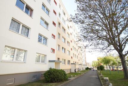 Sanierte 4-RaumWohnung mit Balkon