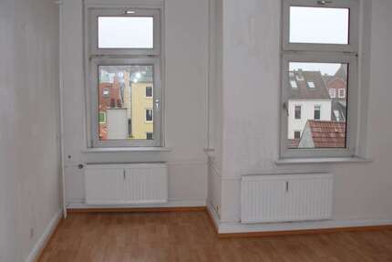 Wohnung Kiel Südfriedhof - 2 Zimmer, 48 m&sup2;, 500&euro; | Angebot:27234396