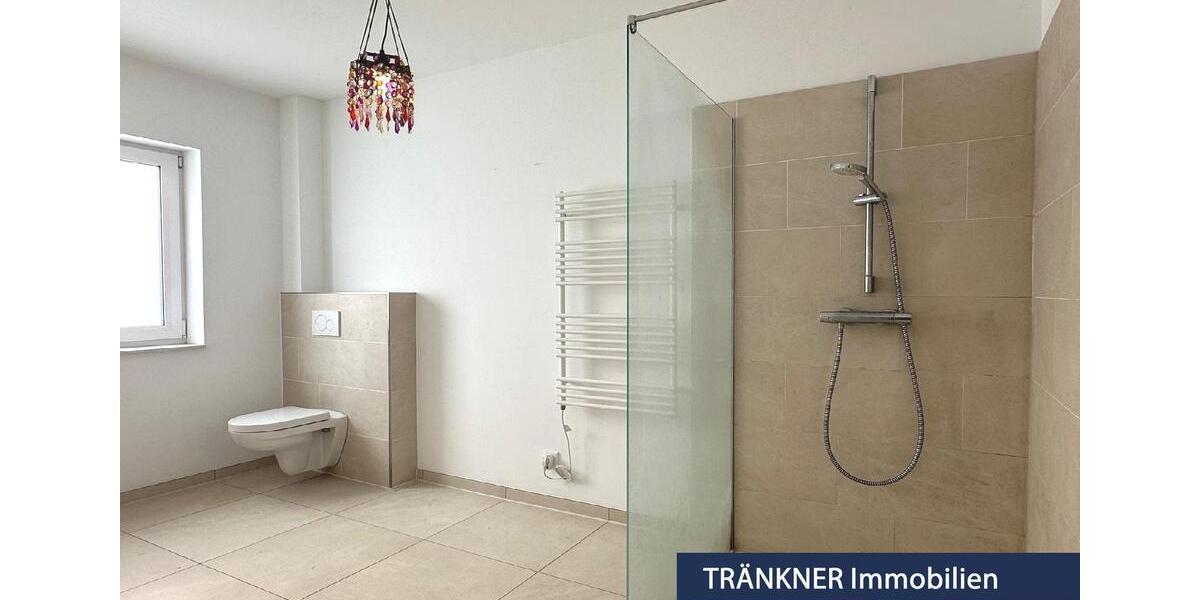 Etagenwohnung Bremerhaven Wulsdorf - 3 Zimmer, 125 m&sup2;, 1.250&euro; | Angebot:24728667