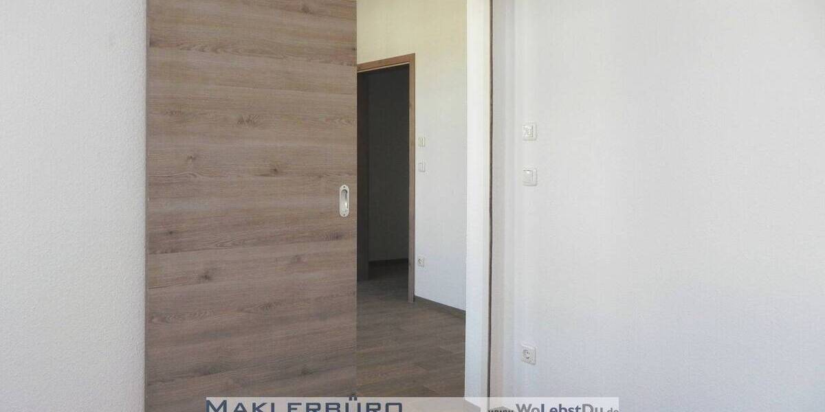 Etagenwohnung Greiz Irchwitz - 2 Zimmer, 34 m&sup2;, 295&euro; | Angebot:26064559