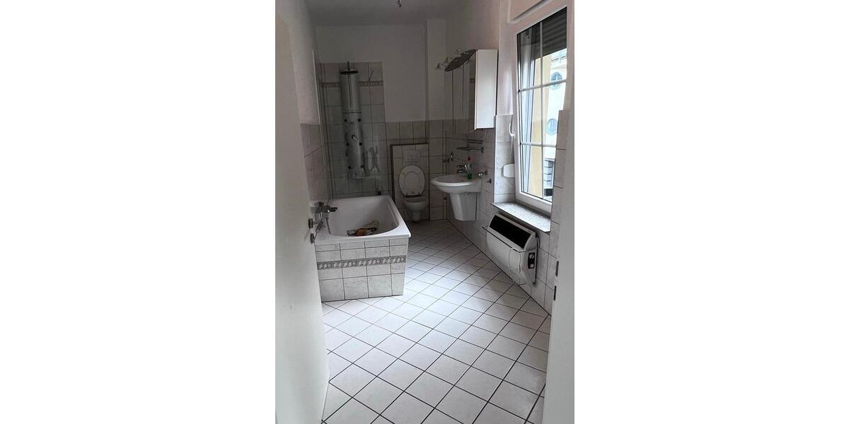 Etagenwohnung Mönchengladbach - 3 Zimmer, 115 m&sup2;, 1.035&euro; | Angebot:25205234