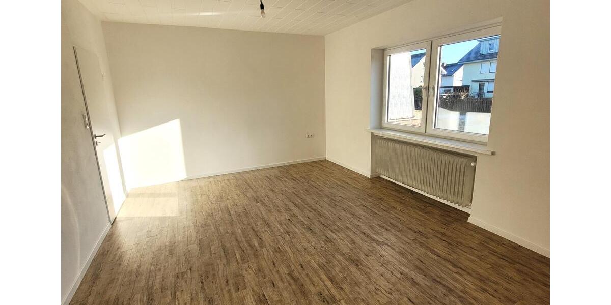 Erdgeschoßwohnung Löhne - 3 Zimmer, 60 m&sup2;, 450&euro; | Angebot:25235982