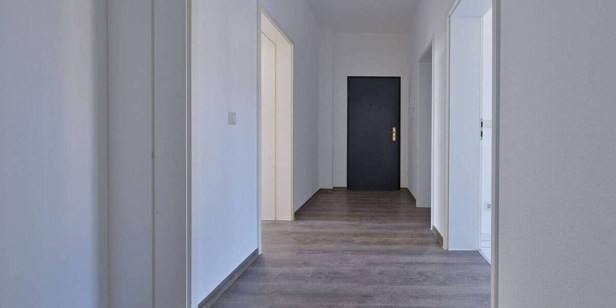 Etagenwohnung Hohenstein-Ernstthal Ernstthal - 3 Zimmer, 66 m&sup2;, 365&euro; | Angebot:26028054