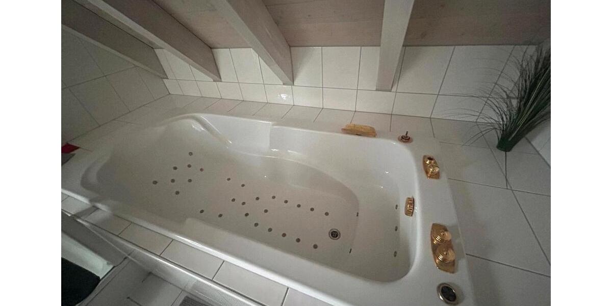 Maisonettenwohnung Konstanz Dettingen-Wallhausen - 4 Zimmer, 120 m&sup2;, 1.600&euro; | Angebot:25855210