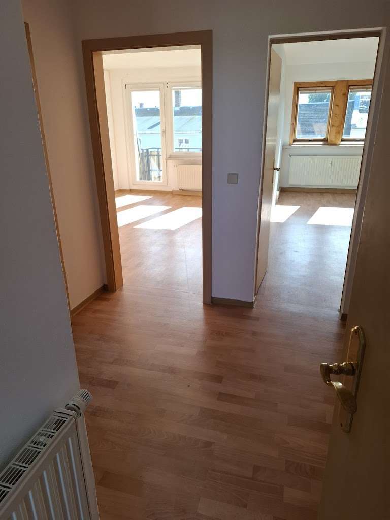 Wohnung zum Mieten in Zeulenroda-Triebes 290 € 54.8 m² 2 zimmer