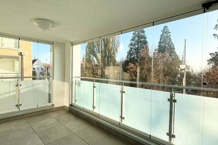 Wohnung Friedrichshafen Hofen - 3 Zimmer, 80 m&sup2;, 1.430&euro; | Angebot:26027676