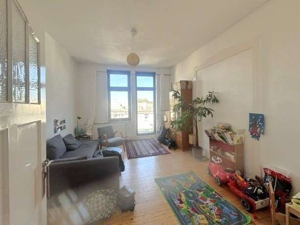 Etagenwohnung Hannover Linden-Süd - 4 Zimmer, 110 m&sup2;, 1.235&euro; | Angebot:27440448