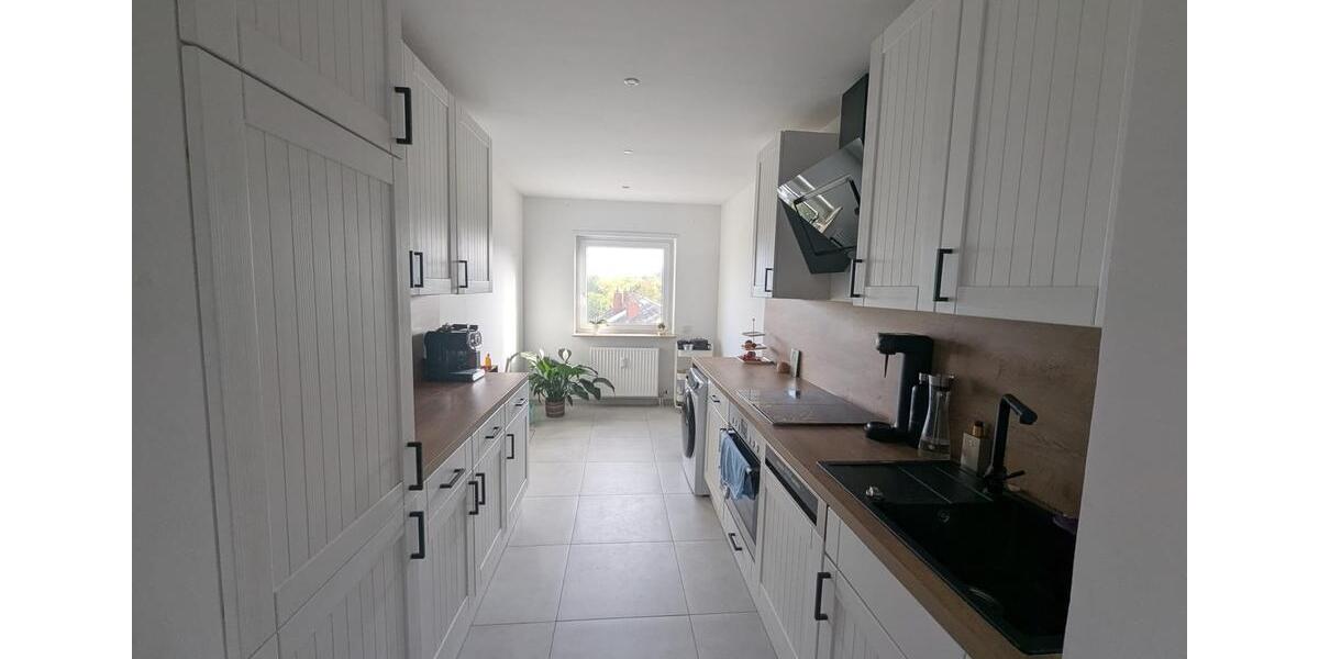 3ZKB Oggersheim 93qm Balkon Stellplatz und Hobbyraum 3 zimmer