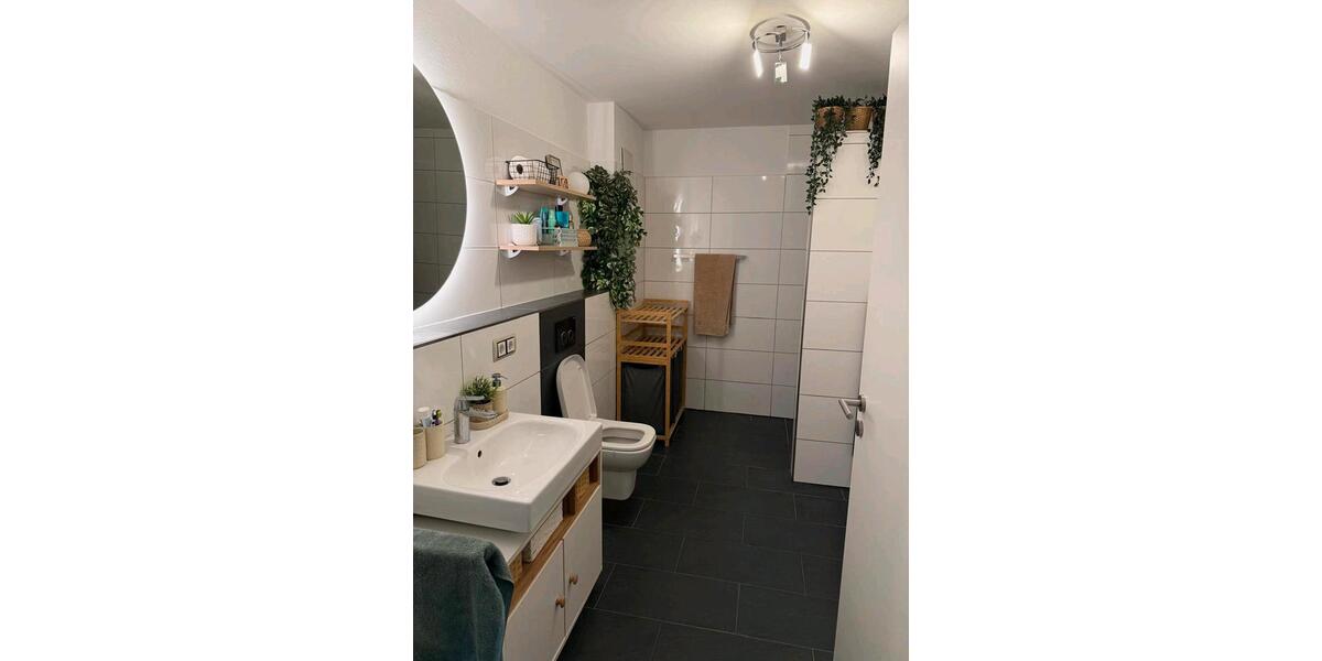 Etagenwohnung Oberhausen - 1 Zimmer, 61 m&sup2;, 850&euro; | Angebot:27629218