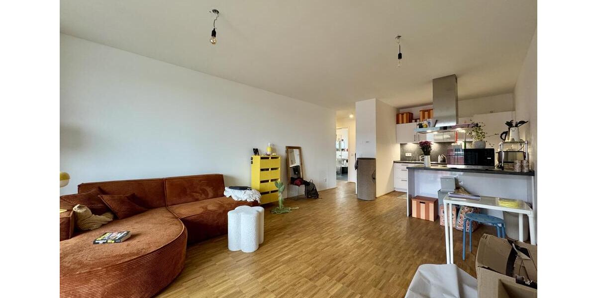 Moderne 3-Zimmer Wohnung mit Balkon und Loggia sowie TG-Stellplatz im Dichterviertel zu vermieten! 3 zimmer
