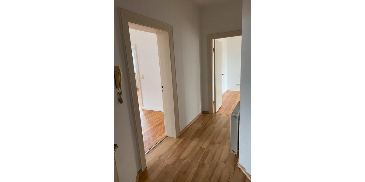 Etagenwohnung Güstrow - 3 Zimmer, 73 m&sup2;, 900&euro; | Angebot:26671060