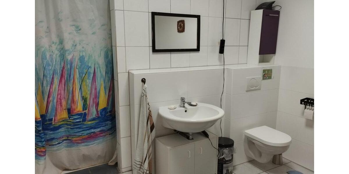 Wohnen auf Zeit Roßdorf - 19 Zimmer, 300 m&sup2;, 450&euro; | Angebot:26035160