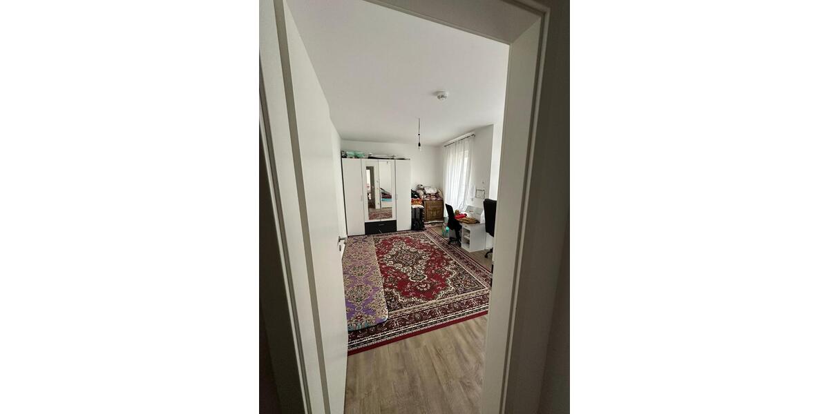 Etagenwohnung Hennigsdorf - 2 Zimmer, 60 m&sup2;, 896&euro; | Angebot:25400906