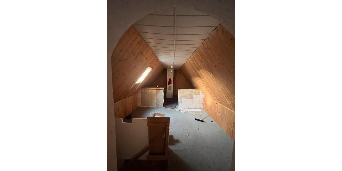 Etagenwohnung Neuenburg am Rhein - 3.5 Zimmer, 90 m&sup2;, 2.000&euro; | Angebot:24679312