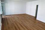 Renovierte 2-Zimmer-Wohnung mit 2 Balkonen 2 Stellpl. in Bestlage von D-Oberkassel