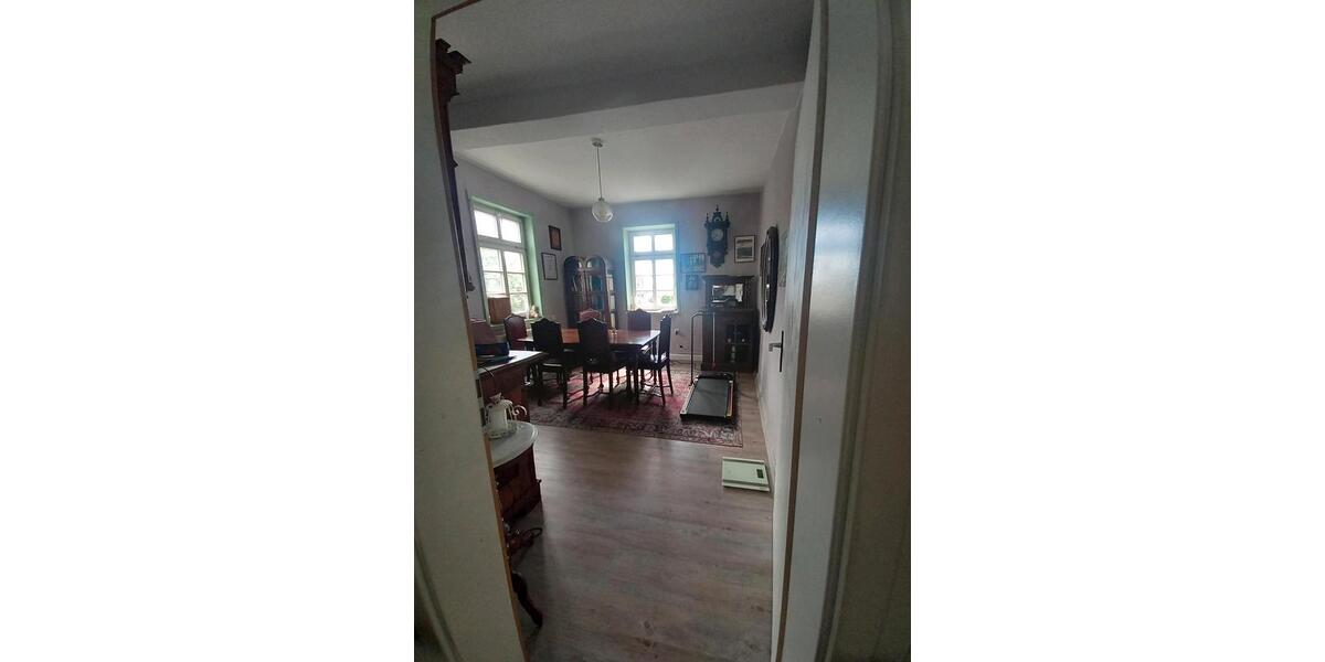 Erdgeschoßwohnung Bad Emstal - 4 Zimmer, 100 m&sup2;, 950&euro; | Angebot:26649794