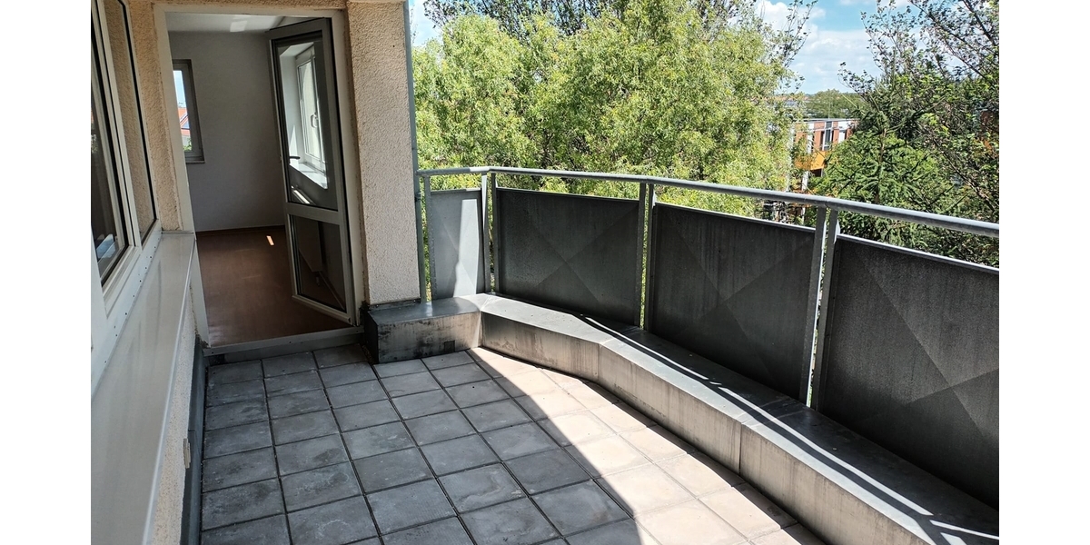 Tolle Wohnung im schönen Plauen mit Balkon - Etagenwohnung Dresden Plauen | Angebot:27025574