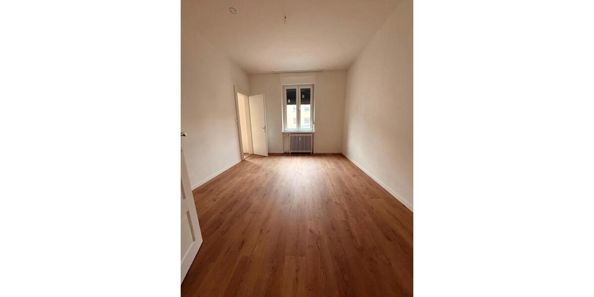 Etagenwohnung Bad Säckingen - 4.5 Zimmer, 90 m&sup2;, 1.350&euro; | Angebot:26276894